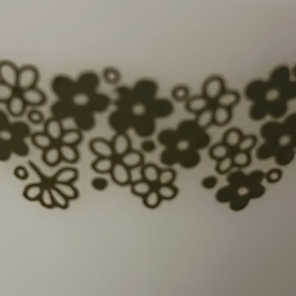 Pyrex Daisy pattern Cornell set of two vintage mugs - Picture 3 of 8